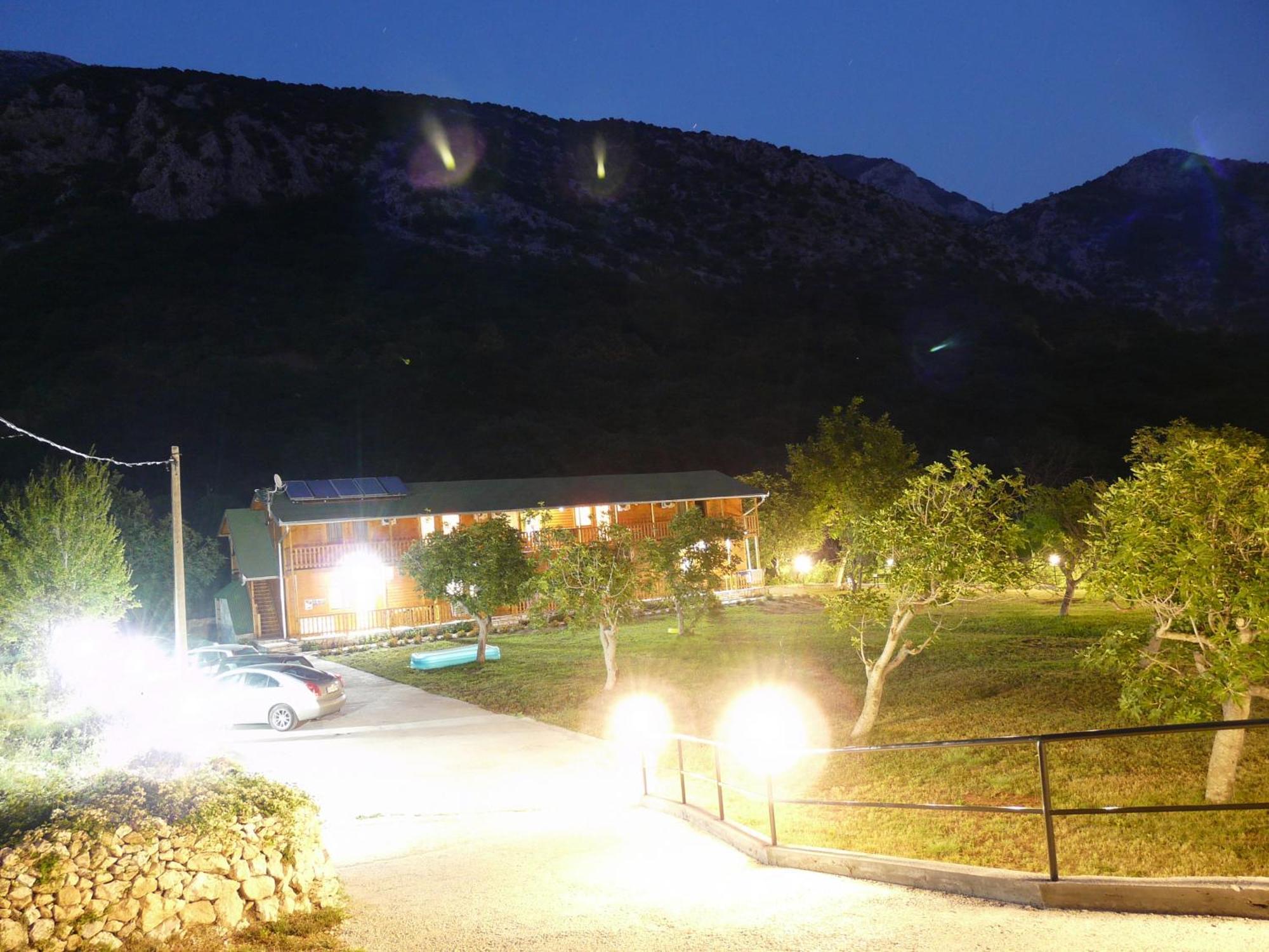 Guest House Jadran Pol Petrovac Εξωτερικό φωτογραφία